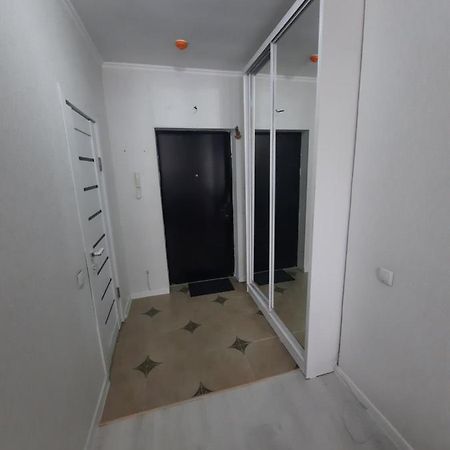 Кошкарбаева 45 Б Apartman Asztana Kültér fotó