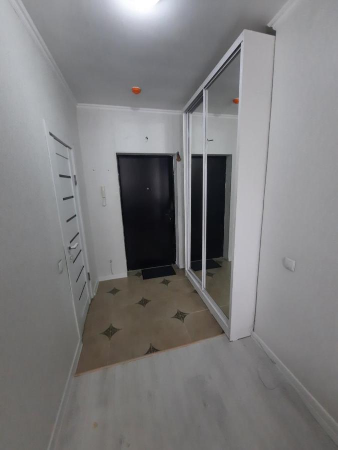 Кошкарбаева 45 Б Apartman Asztana Kültér fotó